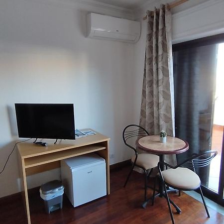 דירות Quarto Com Varanda No Centro Em טאווירה מראה חיצוני תמונה