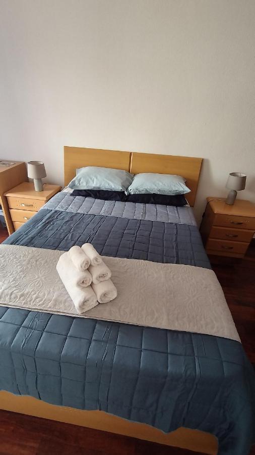 דירות Quarto Com Varanda No Centro Em טאווירה מראה חיצוני תמונה